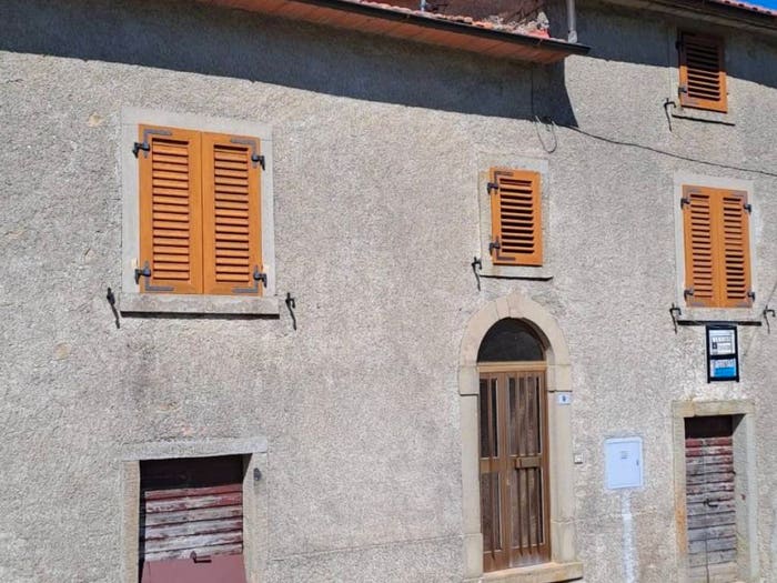 Casa trilocale in vendita in Località Castelnuovo, Talla