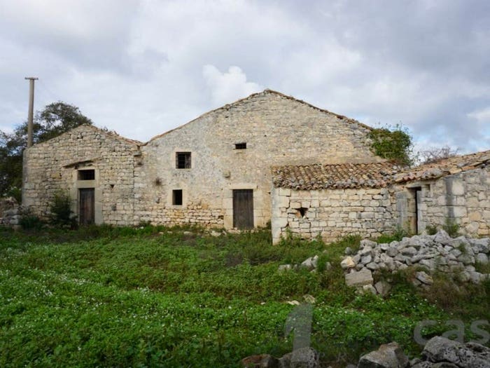 Casa quadrilocale in vendita in Modica Alta, Modica