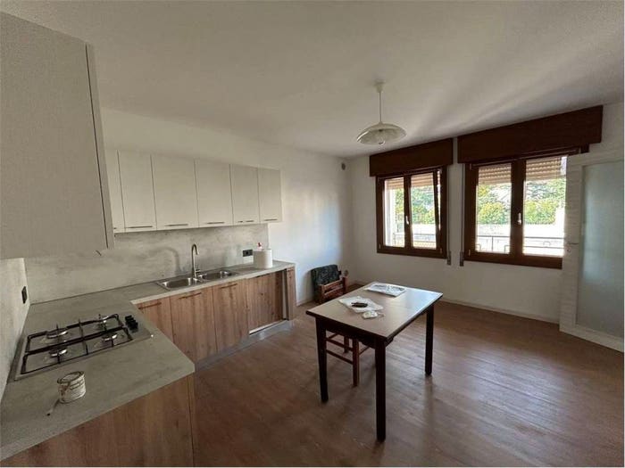 Casa con 6 locali in affitto in Centro, Pieve di Soligo