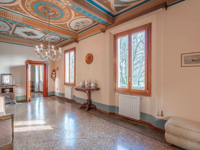 Appartamento con 6 locali in vendita in Centro, Minerbio