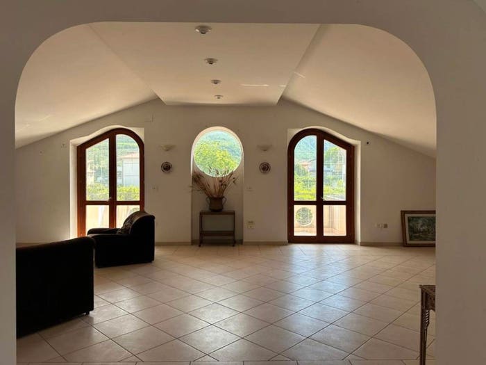 Casa con 6 locali in vendita in Via Risorgimento, Centro, Tocco da Casauria
