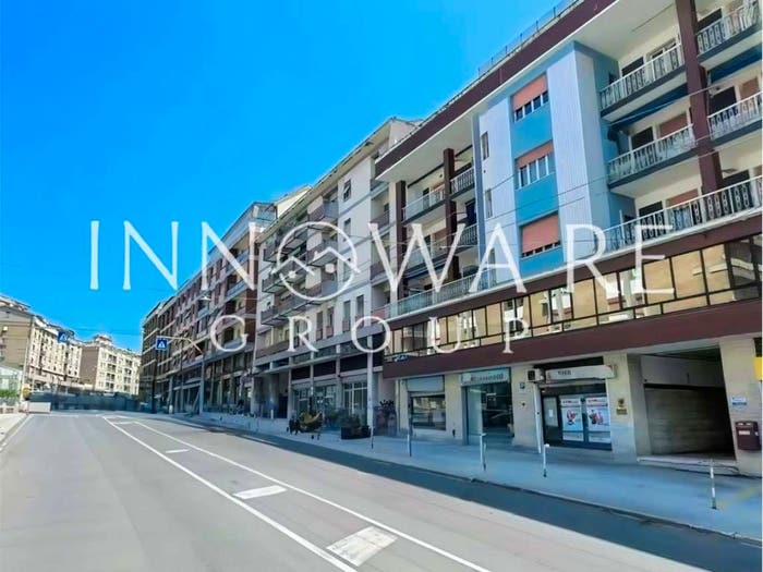 Appartamento con 6 locali in vendita in Via Martiri della Resistenza, Regione, Ancona