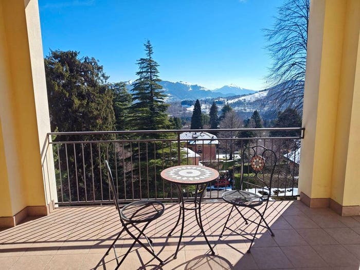 Appartamento trilocale in vendita in Via Fontanella, Lanzo D'Intelvi, Alta Valle Intelvi