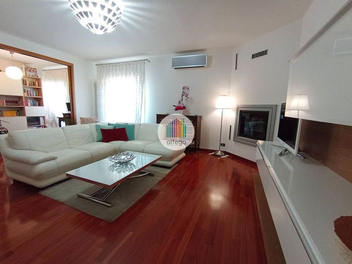 Appartamento quadrilocale in vendita in Via Di Vigna Brigida, Tuoro, Caserta