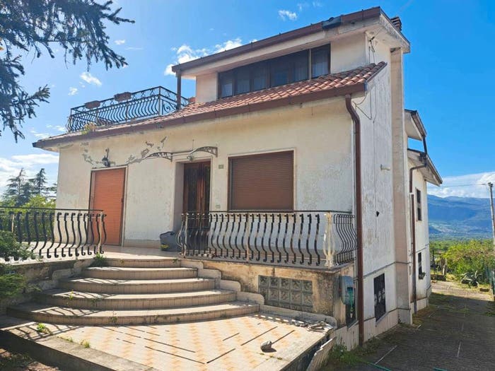 Casa con 6 locali in vendita in Via Braccio di Croce, Centro, Cervaro
