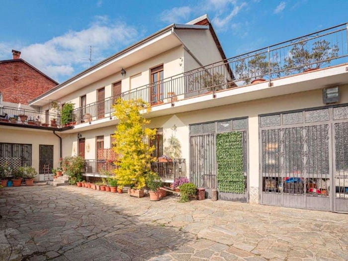 Casa con 5 locali in vendita in Via corio, Centro, Ciriè