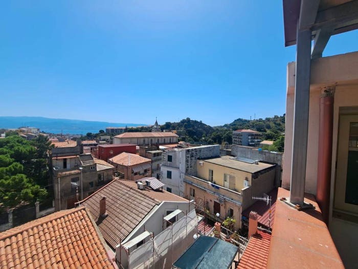 Appartamento quadrilocale in vendita in Via Comunale Bordonaro, Bordonaro Cumia, Messina