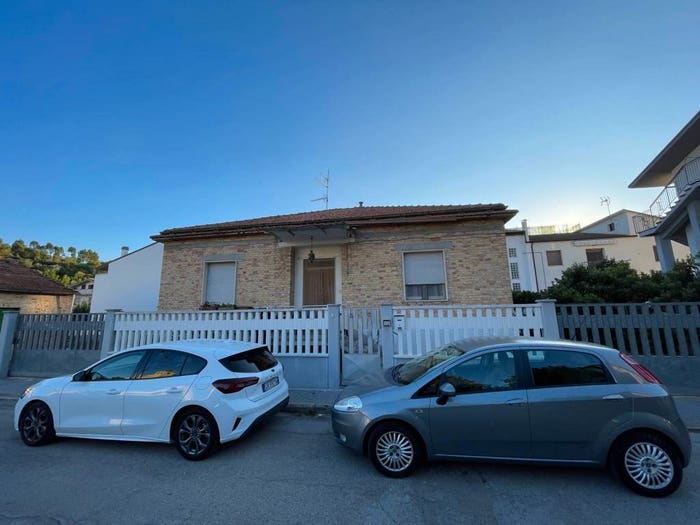Casa con 6 locali in vendita in via penne, Manoppello Scalo, Manoppello