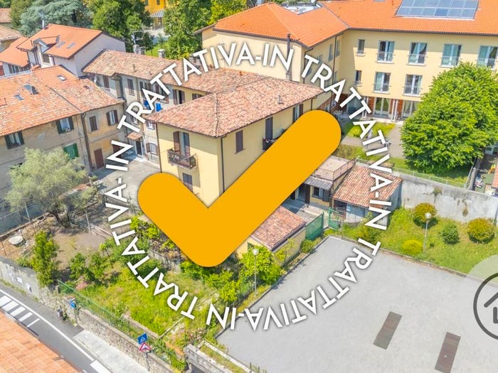 Casa con 6 locali in vendita in Via Roma, Centro, Ponte Lambro