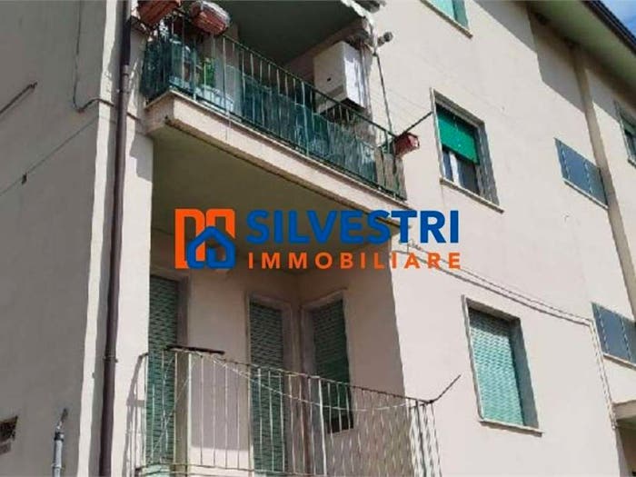 Appartamento trilocale in vendita in Via Giovanni Falcone, Ponte