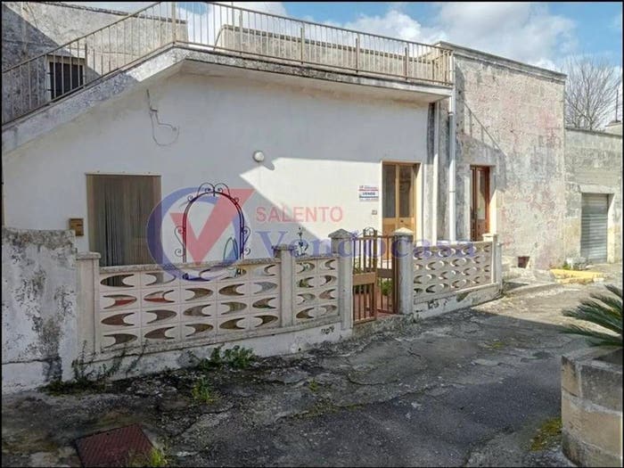 Casa bilocale in vendita in Vico Crispi No Number, Centro, Ortelle