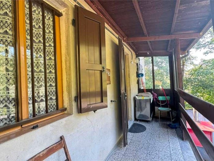 Casa con 6 locali in vendita in STRADA PER PELLEGRINO, Varano de' Melegari