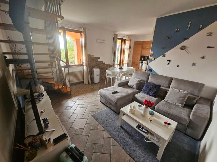 Appartamento trilocale in vendita in Via degli Alpini, Villa Guardia