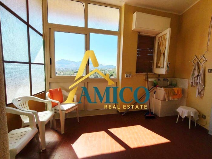 Appartamento con 5 locali in vendita in Via Alcide De Gasperi, Centro, Bagheria