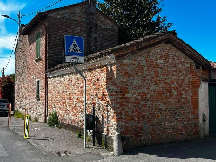 Casa con 6 locali in vendita in Via Cavatigozzi, Casanova Del Morbasco, Sesto ed Uniti