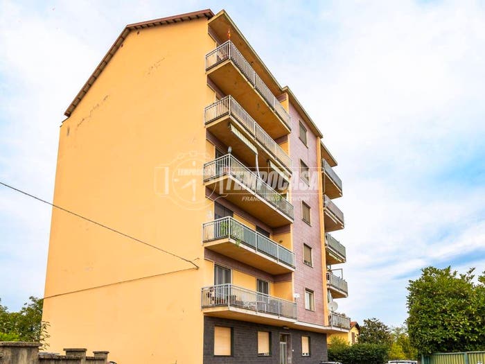 Appartamento trilocale in vendita in Via Martiri Partigiani, Centro, Buttigliera d'Asti