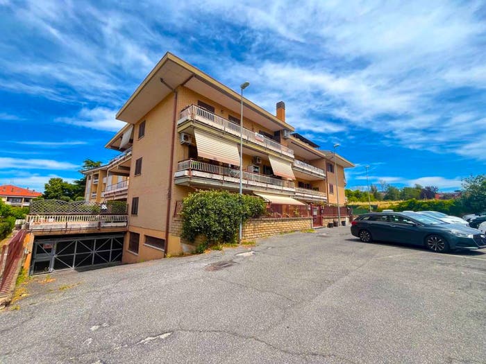 Casa con 5 locali in vendita in Cecchina, Albano Laziale