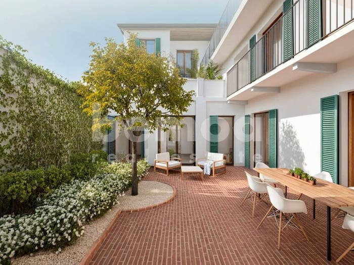 Appartamento con 5 locali in vendita in Via Gianbattista Moroni, Stazione, Bergamo