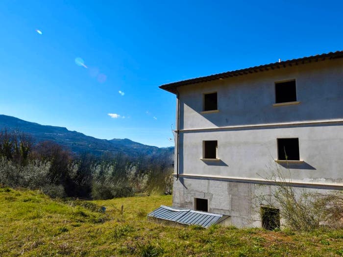 Casa con 6 locali in vendita in Piazza Generale Armando Diaz, Ascoli Piceno