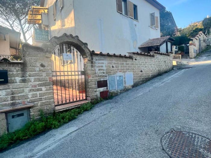 Casa con 6 locali in vendita in Via Nemea, Monte Caminetto, Sacrofano