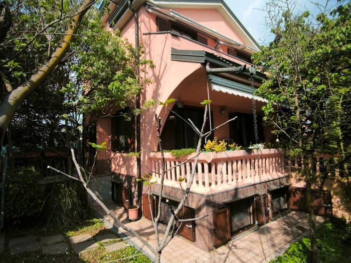 Casa con 5 locali in vendita in Pognano