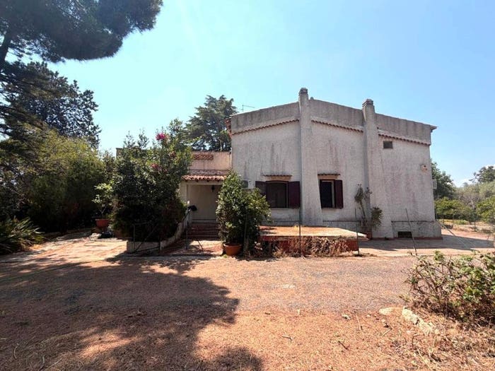 Casa con 6 locali in vendita in Viale Epipoli, Epipoli, Siracusa