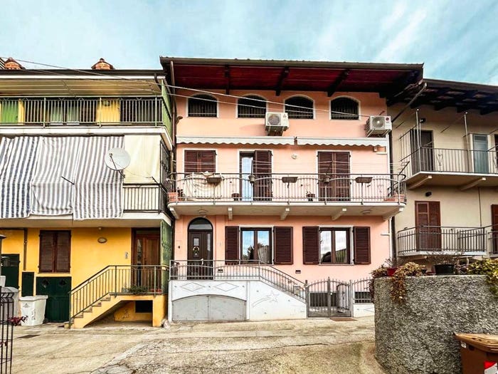 Casa con 5 locali in vendita in Corso Alessandro Manzoni, Centro, Montà