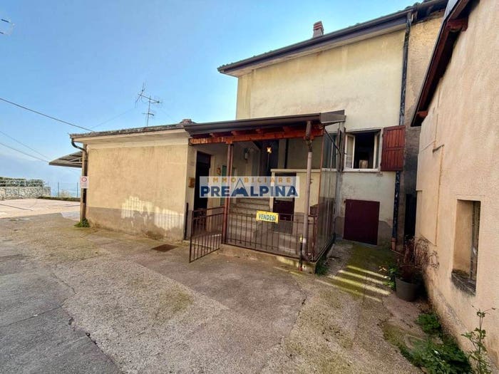Casa trilocale in vendita in VIA OSCHIOLO, Orezzo, Gazzaniga