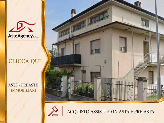 Appartamento trilocale in vendita in Via Rimembranze, Centro, Casirate d'Adda