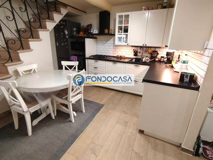 Appartamento quadrilocale in vendita in via fondi, Camaiore Paese, Camaiore