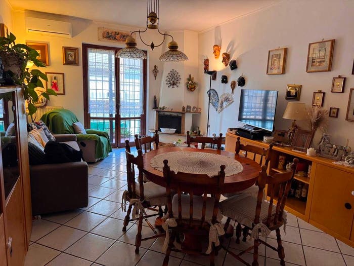 Appartamento trilocale in vendita in Via Sant'Anna, Centro, Marino