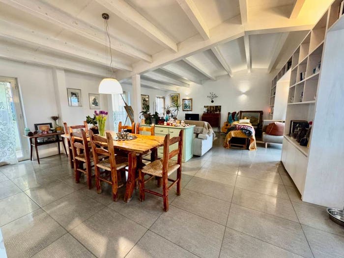 Casa con 5 locali in vendita in Via Monte Nero, San Simplicio, Olbia