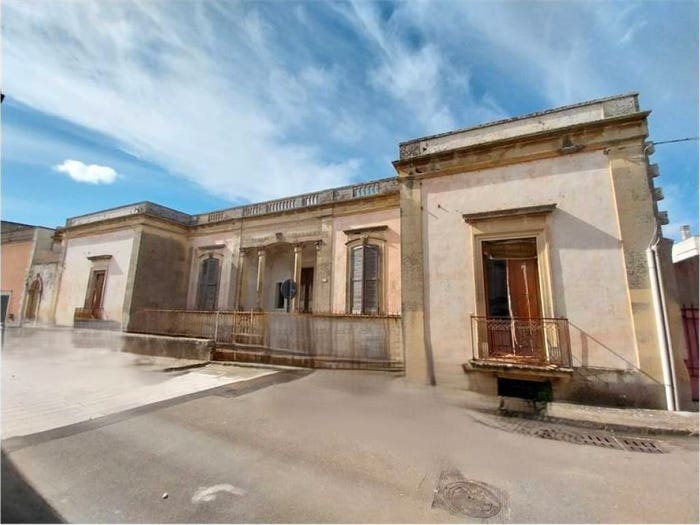 Casa con 6 locali in vendita in Via Roma, San Cassiano