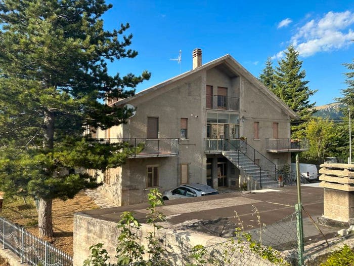 Appartamento con 5 locali in vendita in San Nicolao, Caramanico Terme