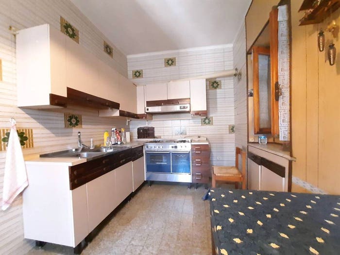 Casa con 6 locali in vendita in Via Antonio Carlevato, Feletto