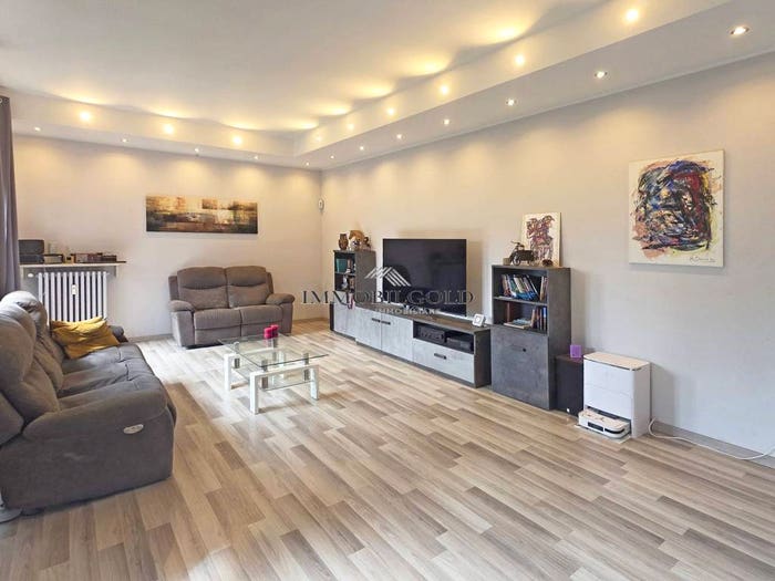 Appartamento con 6 locali in vendita in Viale Alessandro Manzoni, Abbiategrasso