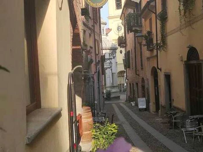 Appartamento trilocale in vendita in Via Alessandro Manzoni, Centro, Acqui Terme