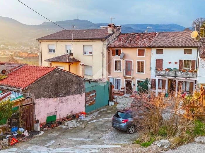 Casa monolocale in vendita in Via Dal Cero, Montecchia di Crosara