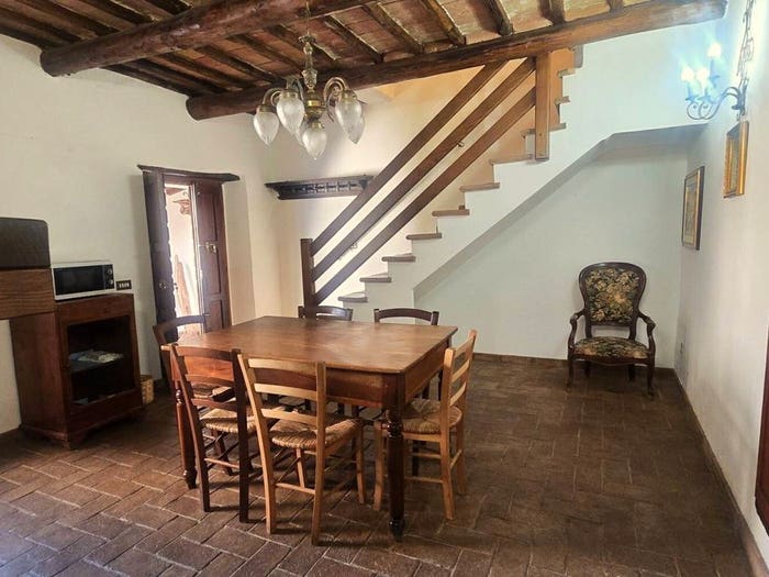 Casa con 6 locali in vendita in Via delle Case, Centro, Guardea