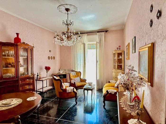 Appartamento quadrilocale in vendita in Via Fereggiano, Quezzi, Genova
