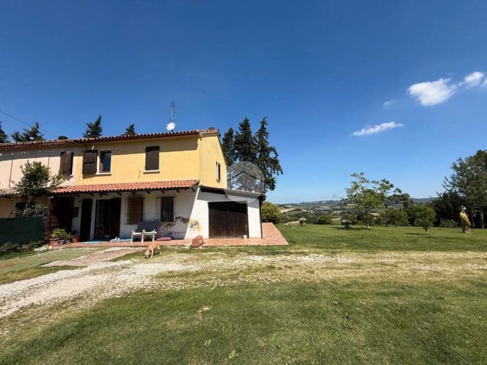 Casa quadrilocale in vendita in V Ciro Pavisa, Mombaroccio
