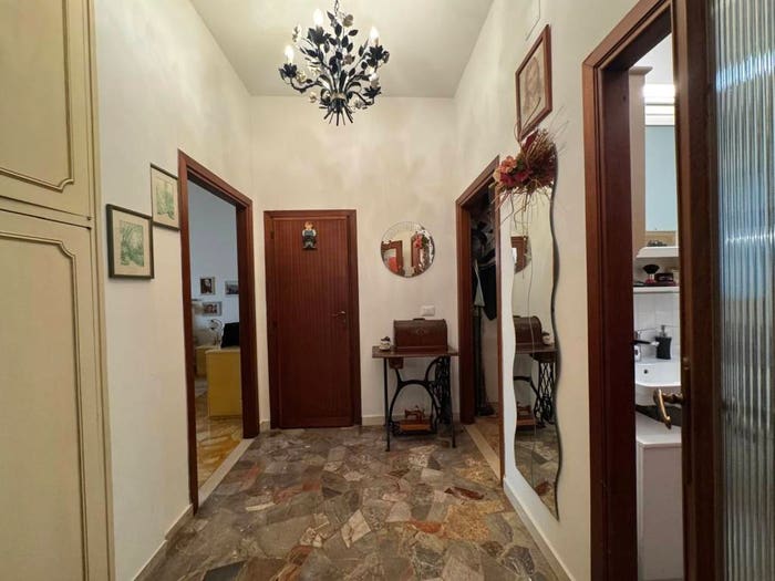 Appartamento trilocale in vendita in Via Mario Sbrilli, Careggi Rifredi Dalmazia, Firenze