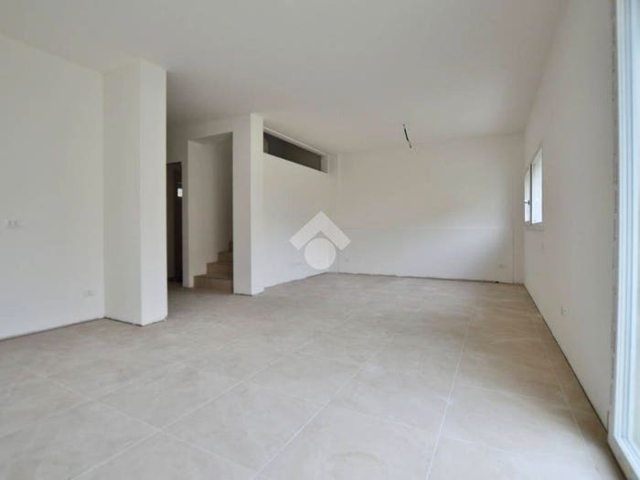 Casa quadrilocale in vendita in Via Vittoria, Centro, Cessalto