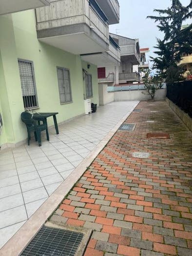 Appartamento trilocale in vendita in via Lombardia, Centro, Alba Adriatica