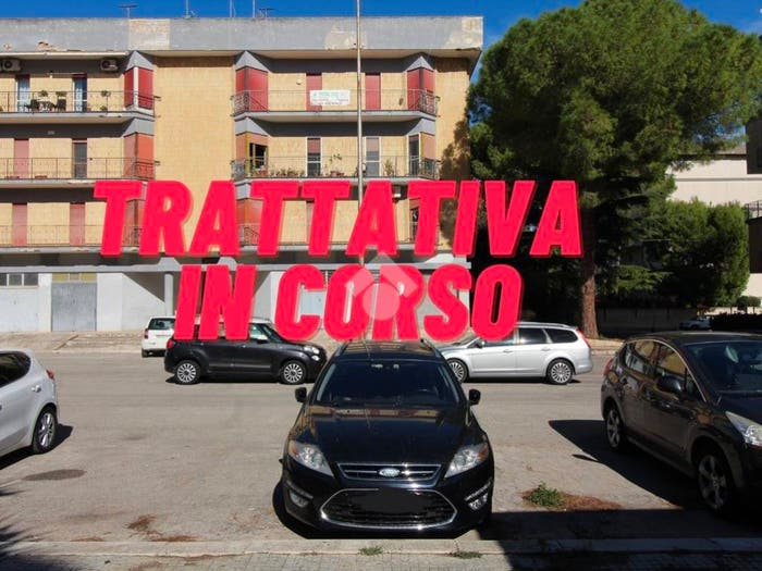 Appartamento con 5 locali in vendita in Piazza Giovanni Fattori, Sant'Elia, Brindisi