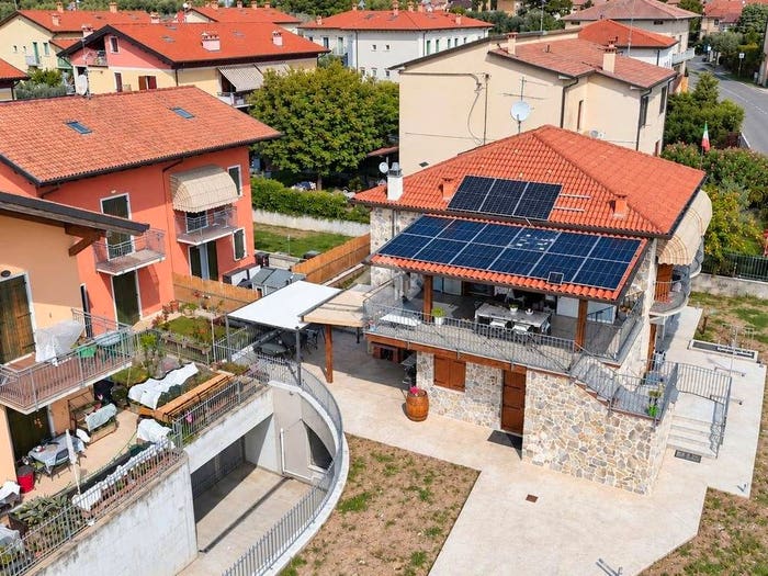 Casa con 6 locali in vendita in Via Giovanni XXIII, Centro, Mezzane di Sotto