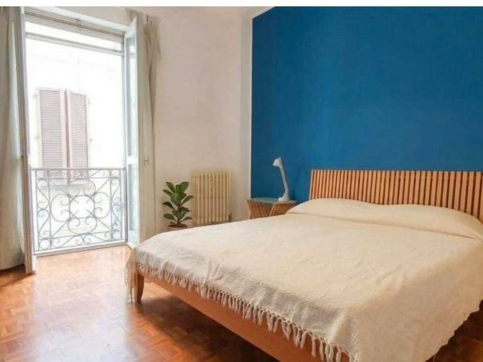Appartamento trilocale in vendita in Via Emilio Cravos, Centro Storico, Pavia