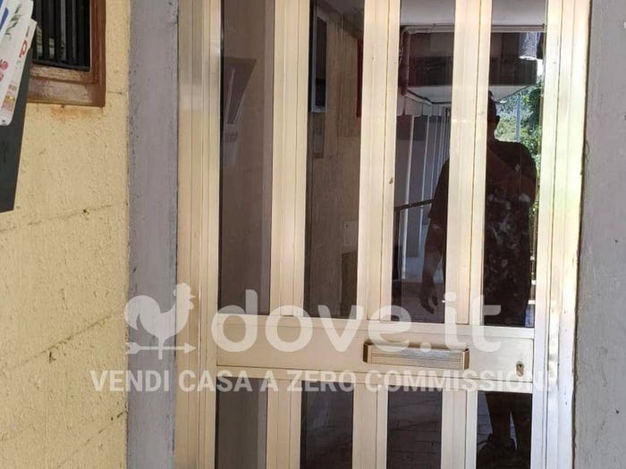 Appartamento quadrilocale in vendita in Largo Amedeo Avogadro, Perrino San Pietro, Brindisi