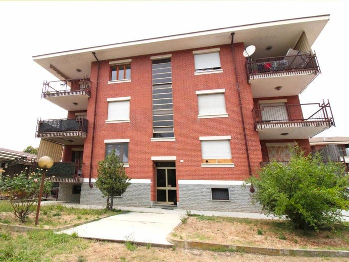 Appartamento quadrilocale in vendita in Corso Asti, Centro, Canale
