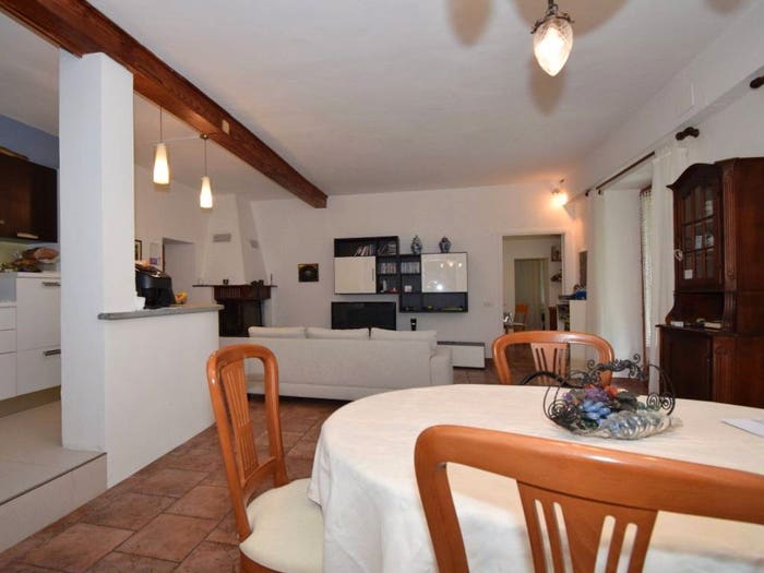 Casa con 6 locali in vendita in Piazzale San Maurizio, Collina, Pinerolo